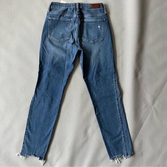 Hollister High Rise Slim Straight Distressed Denim Jeans Junior Size 3 - Picture 10 of 10